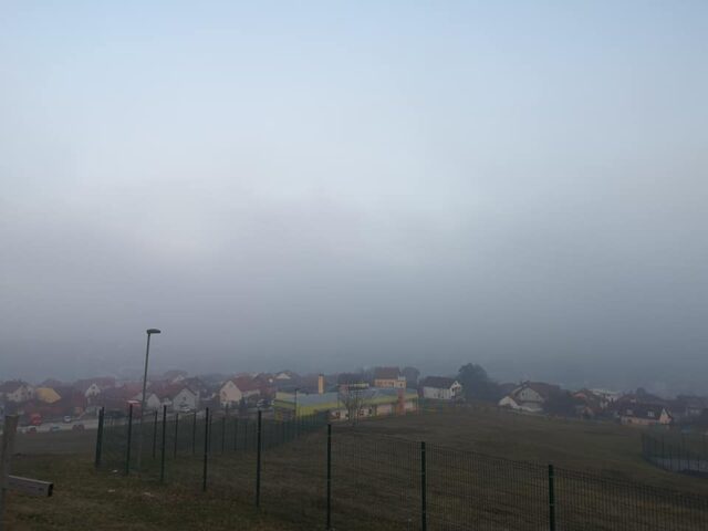 02.02.2021. magla ili smog u Valjevu, snimak sa mesta Vidikovac u Brdjanima