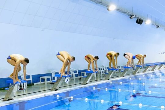 Valjeva Tehnička škola pet zlatnih dve srebrne medalje u plivanju stilova