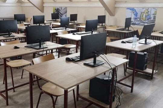 učionica FOTO Objektiva.rs Valjevo vesti Tehnička škola Valjevo novi kabinet za mehatroniku Foto Snežana Jakovljević Krunić Objektiva.rs Valjevo