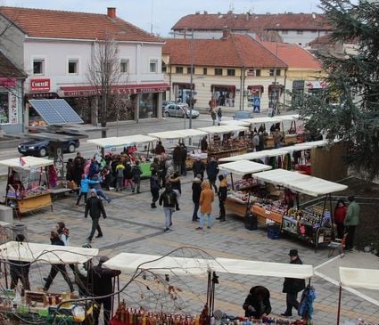 Valjevo Novogodišnji bazar 2019 Turistička organizacija