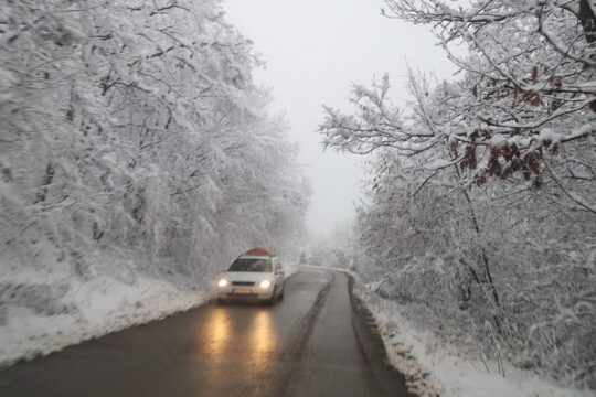 sneg zima auto put kolovoz Valjevo Kolubarski okrug FOTO Snežana Jakovljević Krunić za Objektiva.rs vesti Valjevo