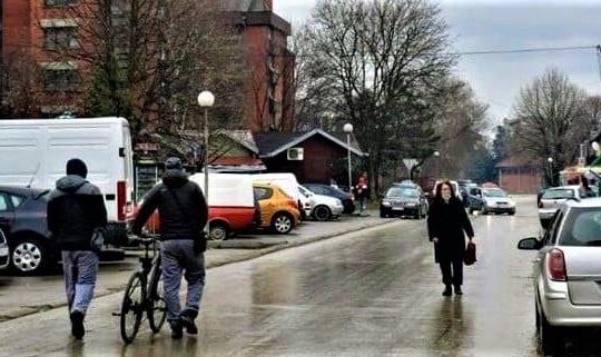 Grad je za ljude Inicijativa za bolju pristupačnost javnog prostora i usluga u Valjevu foto Evropski pokret u Srbiji - Valjevo
