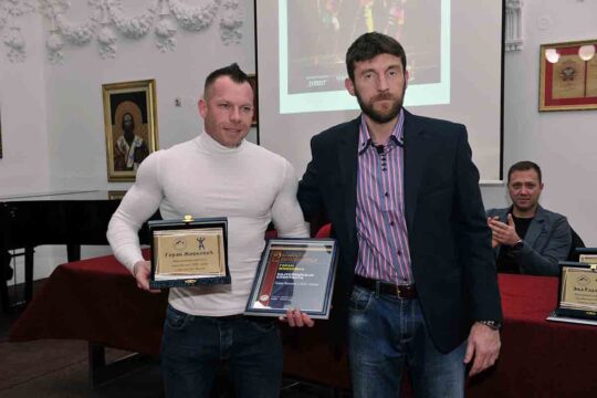 Vladimir Mišković pri uručivanju nagrade za sportistu grada Valjeva FOTO Dragan Krunić objektiva.rs