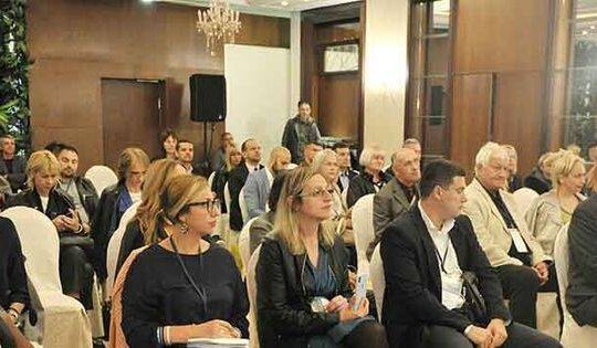 25-medjunarodni-skup-o-naknadi-stete-i-osiguranju-21-do-23-09-2022-Dragan-Krunic-Foto-Objektiva.rs-Valjevo-ucesnici-Hotel-Omni-Valjevo.jpg