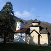 Manastir-Pustinja-Crkvica-novembar-2014-FOTO-Dragan-Krunic-Objektiva.rs-Valjevo.jpg