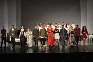 Medicinska škola svečana akademija učenici predstava poklon FOTO Dragan Krunić Objektiva.rs Valjevo