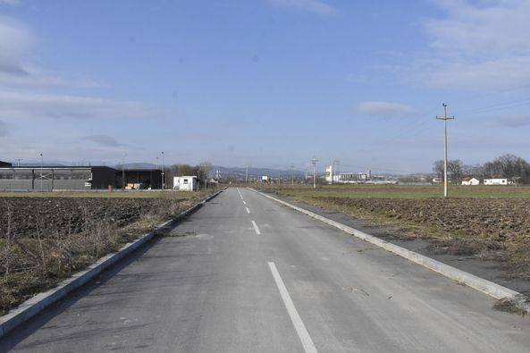 Ulica-Obilazni-put-saobracajnica-u-industrijskoj-zoni.jpg Objektiva.rs Valjevo