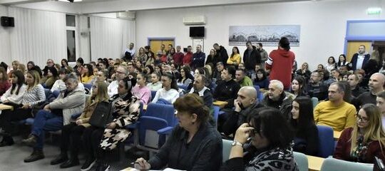 2022-besplatno-zimovanje-za-osnovce Grad Valjevo Objektiva.rs