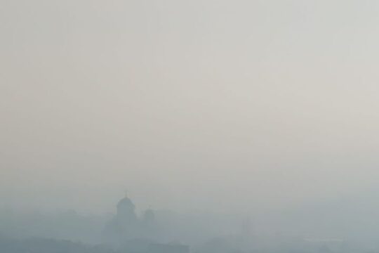 Aero zagađenje 03 12 2022 zagadjen vazduh smog Valjevo-03-12-2022-smog-FOTO-Dragan-Krunic-Objektiva.rs Valjevo