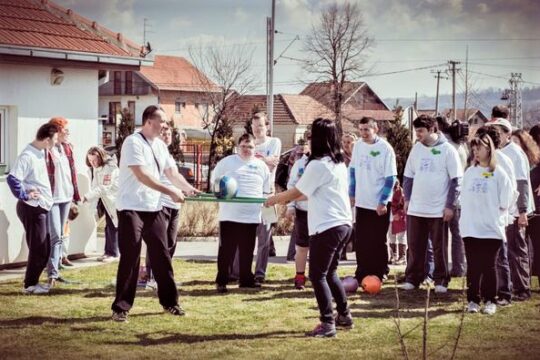Dnevni boravak u Popučkama Valjevo za decu omladinu i odrasle sa smetnjama u razvoju prenosi objektiva.rs