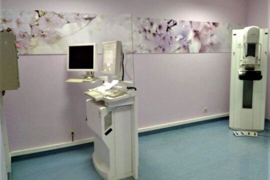 Mamograf-donacija-Japana-pregledidojke-rak-karcinom-dojke-kod-zena-Opsta-bolnica-Valjevo-prenosi-Objektiva.rs-iz-Valjeva.