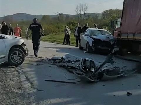 Saobracajna-nesreca-u-Murgasu-put- Valjevo-Slovac-Ub-sudar-dva-putnicka-vozila-i-kamiona-povredeni-hospitalizovani-FOTO-Instagram-stranica-192.rs-prenosi-Objektiva.rs-iz-Valjeva selo Bajevac