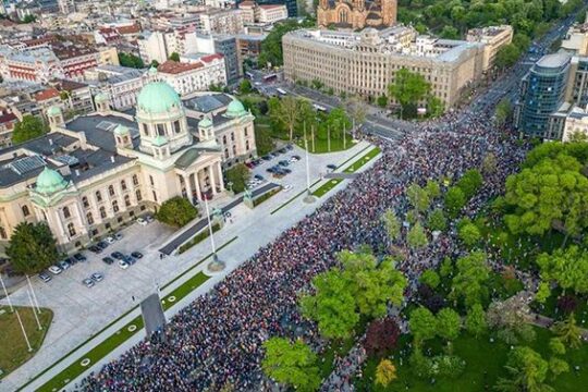 Srbija-protiv-nasilja-neka-sve-stane-FOTO-Ne-davimo-Beograd-Zeleno-levi-front-okupljeni-gradjani-8.-maja-2023.-prenosi-Objektiva.rs-iz-Valjeva