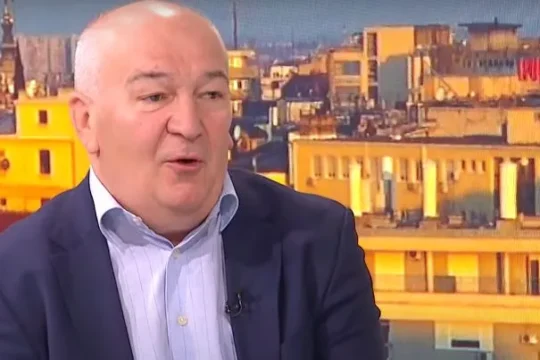 Udruženi sindikati Srbije “Sloga” javni poziv predsedniku Saveza samostalnih sindikata Srbije SSSS Ljubisavu Orboviću da podigne svoj glas, osudi ponašanje REM-a FOTO USS Sloga prenosi Objektiva.rs iz Valjeva