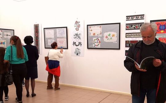 Valjevo-vesti-FOTO-Objektiva.rs-Snezana-Jakovljevic-Krunic-izlozba-Galerija2-Narodni-muzej-06-2023.