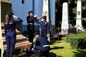 Valjevo-vesti-Objektiva-Foto-Policijska-uprava-Valjevo-polaganje-venaca-na-grob-Jakova-Nenadovica-u-Brankovini-04-06-2023.