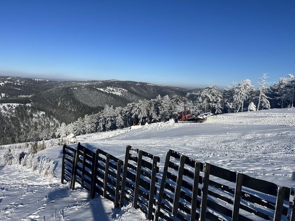 Ski-sezona-01-2024-Foto-izvor-Divcibare-Ski-Resolt-prenosi-Objektiva.rs-vesti-Valjevo