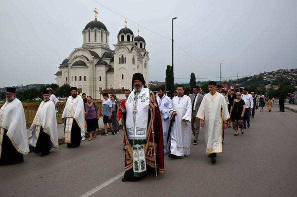 vladika-Isihije-slava-Valjeva-Duhovski-ponedeljak-druge-Trojice-24-06-2024-FOTO-Dragan-Krunic-Objektiva.rs-vesti-kolubarski-regionNews-Serbia