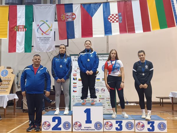 rvacice-Kanjiža-medalje-FOTO-IZVOR-RK-Mladost-Valjevo-10-2024-prenosi-Objektiva.rs-vesti-News-Serbie