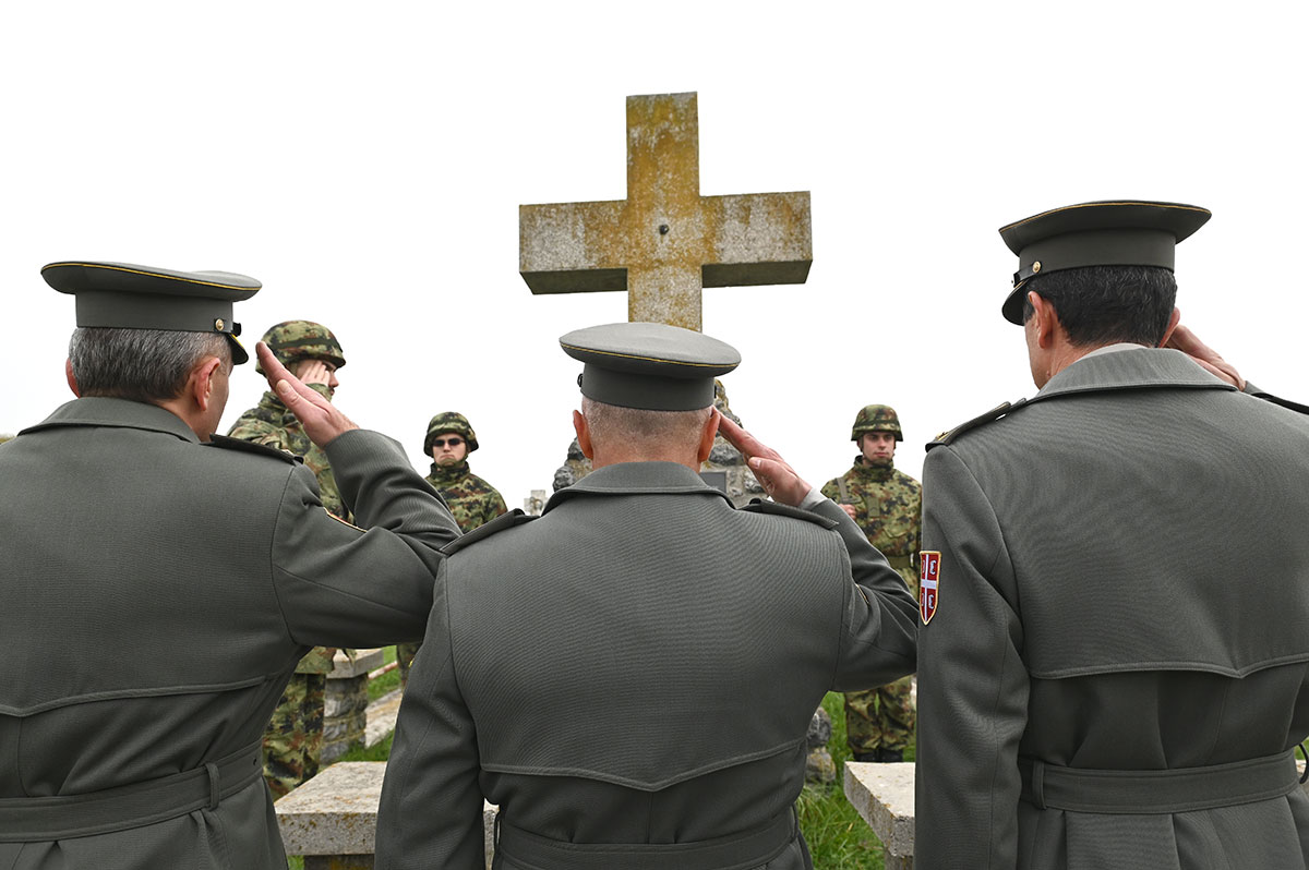 FOTO-Dragan-Krunic-Objektiva.rs-vesti-Valjevo-kolubarski-region-News-Serbie-EUrope-11-11-2024-Dan-primirja-polaganje-venaca-na-Spomen-groblju-borcima-Velikog-rata-prvi-svetski