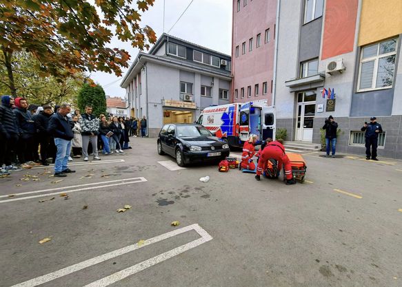 FOTO-Snezana-Jakovljevic-Krunic-za-Objektiva.rs-vesti-kolubarski-region-News-Serbie-11-2024-pokazna-vezba-prva-pomoc-Hitna-sluzba