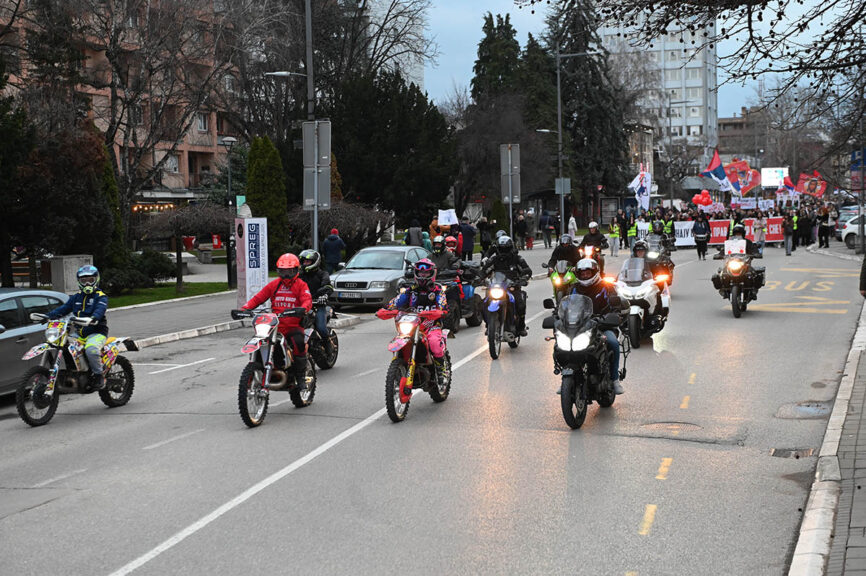 FOTO-Dragan-Krunic-Objektiva.rs-02-03-2025-Protest-u-Valjevu-uz-ucesce-motorista