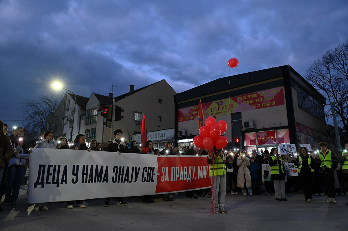 FOTO-Dragan-Krunic-Objektiva.rs-Protestna-setnja-u-Valjevu-02-03-2025