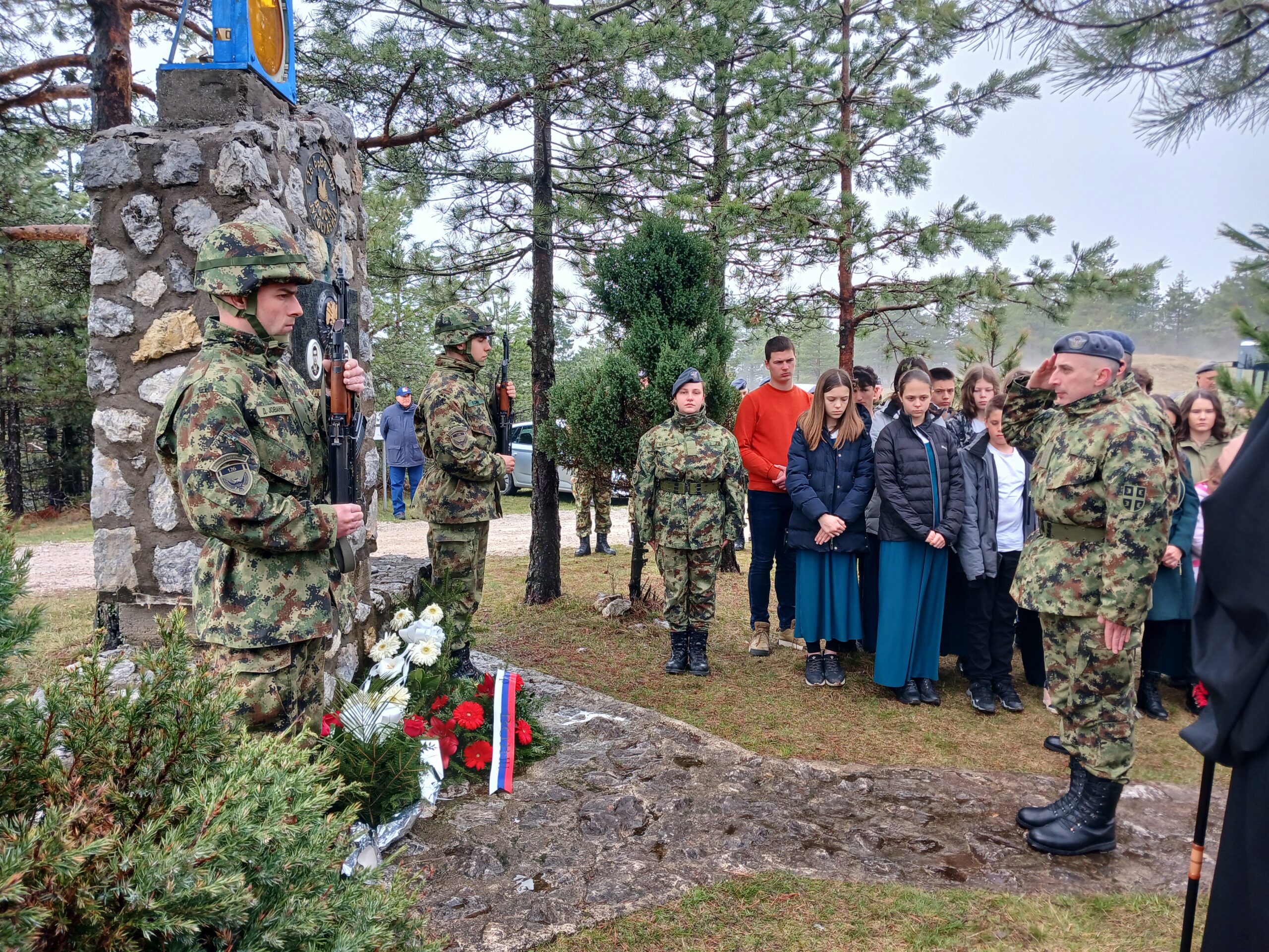 FOTO IZVOR Danijela Katić 126 brigada VOJIN pomen mladim herojima na Divčibarama 04 04 2025