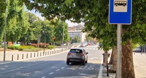 autobusko stajalište nedovolljno označeno FOTO DOK Objektiva.rs 06 2025