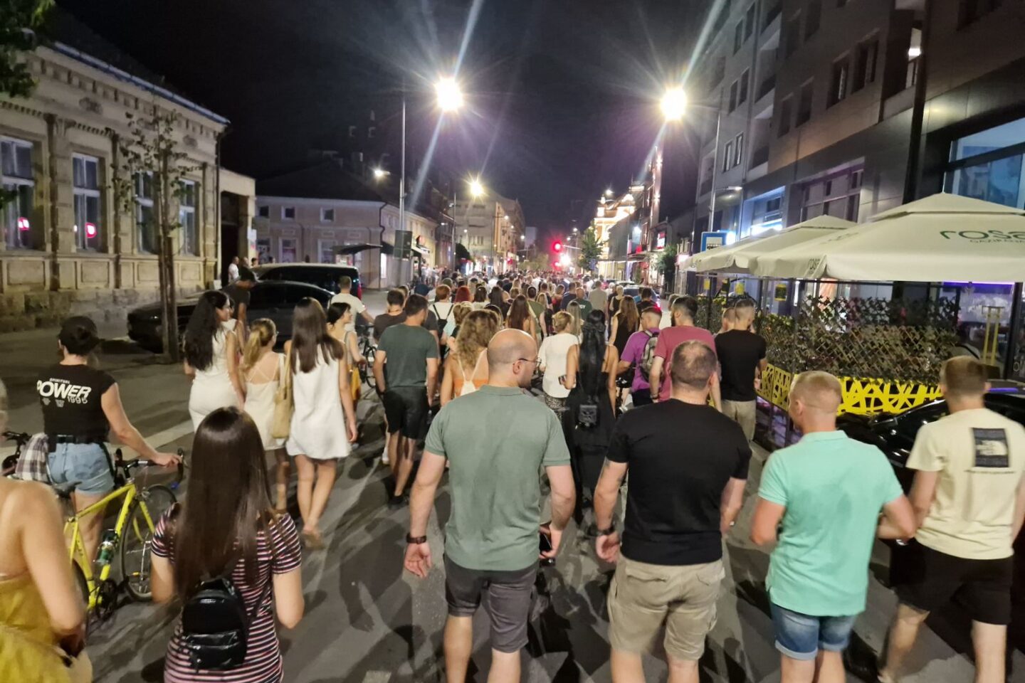 Saslušani opozicionari – U Valjevu građane napadaju, pokušavaju da gaze i privode