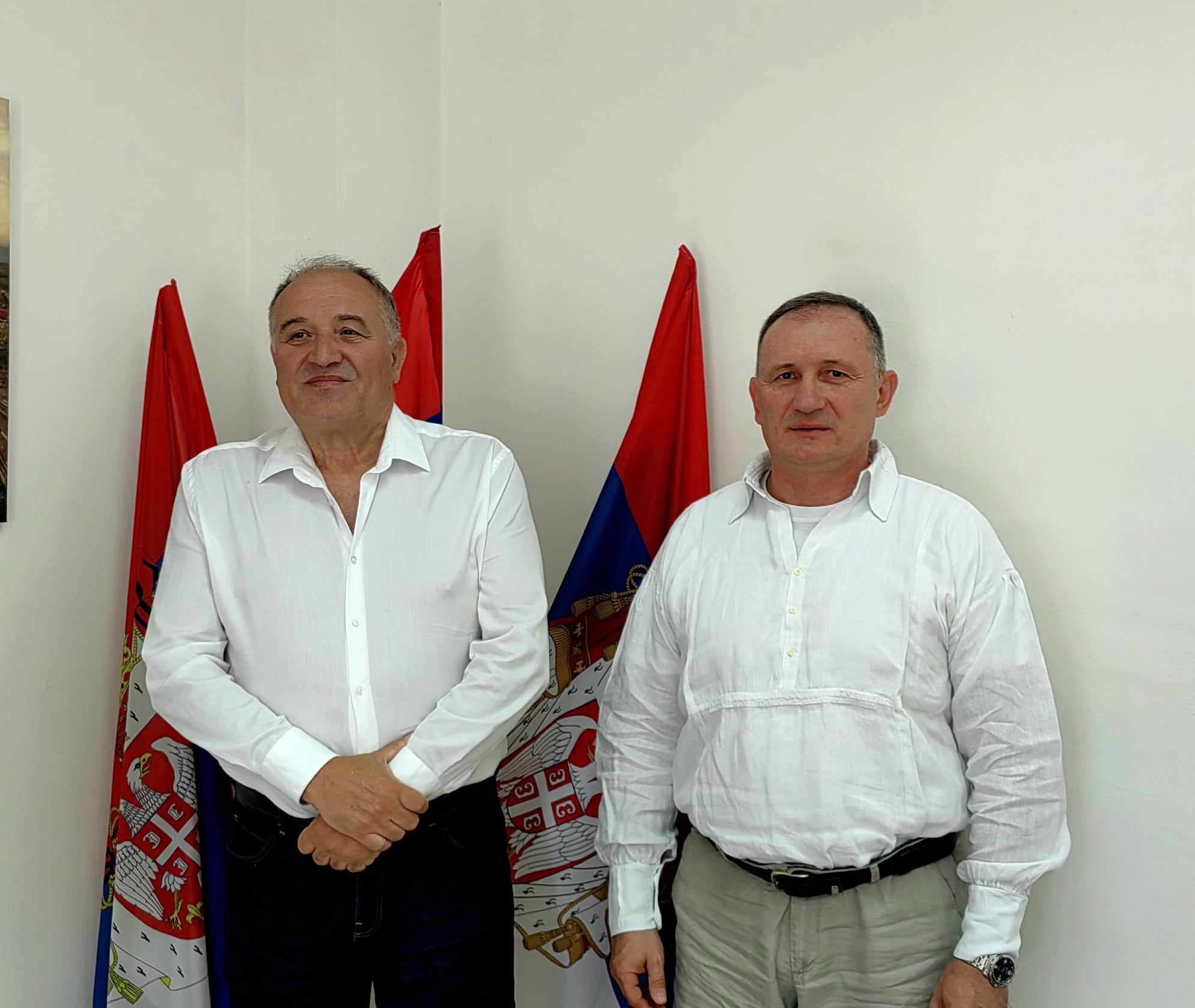 FOTO Snežana Jakovljević Krunić za Objektiva.rs News Serbie Balkan Kolubara Valjevo 05 08 2025 Mirko Jović SNO i Nebojša Tadić odbornik Zdrava Srbija
