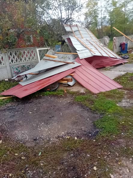 foto izvor Rada 10 2025 nevreme odnelo krov Lazarevićima