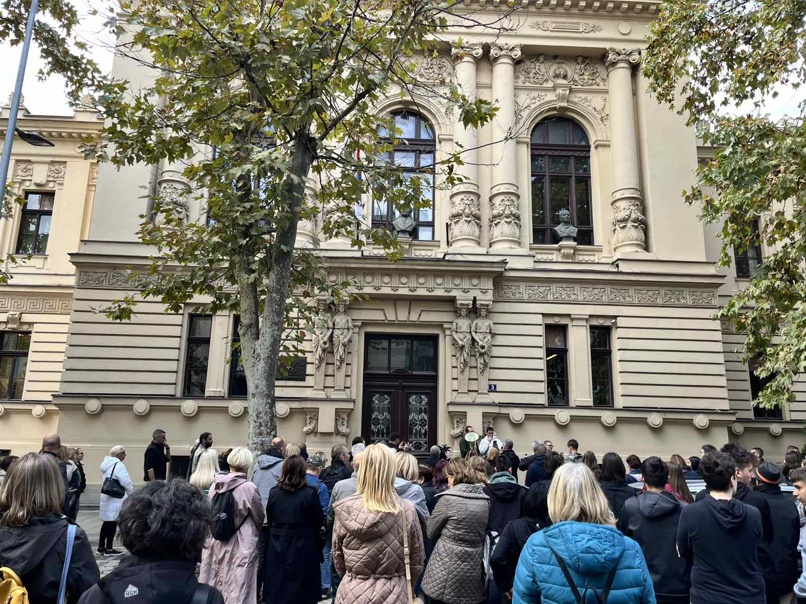 protest učenika Valjevske gimnazija 24 10 2025 foto izvor iz škole VG