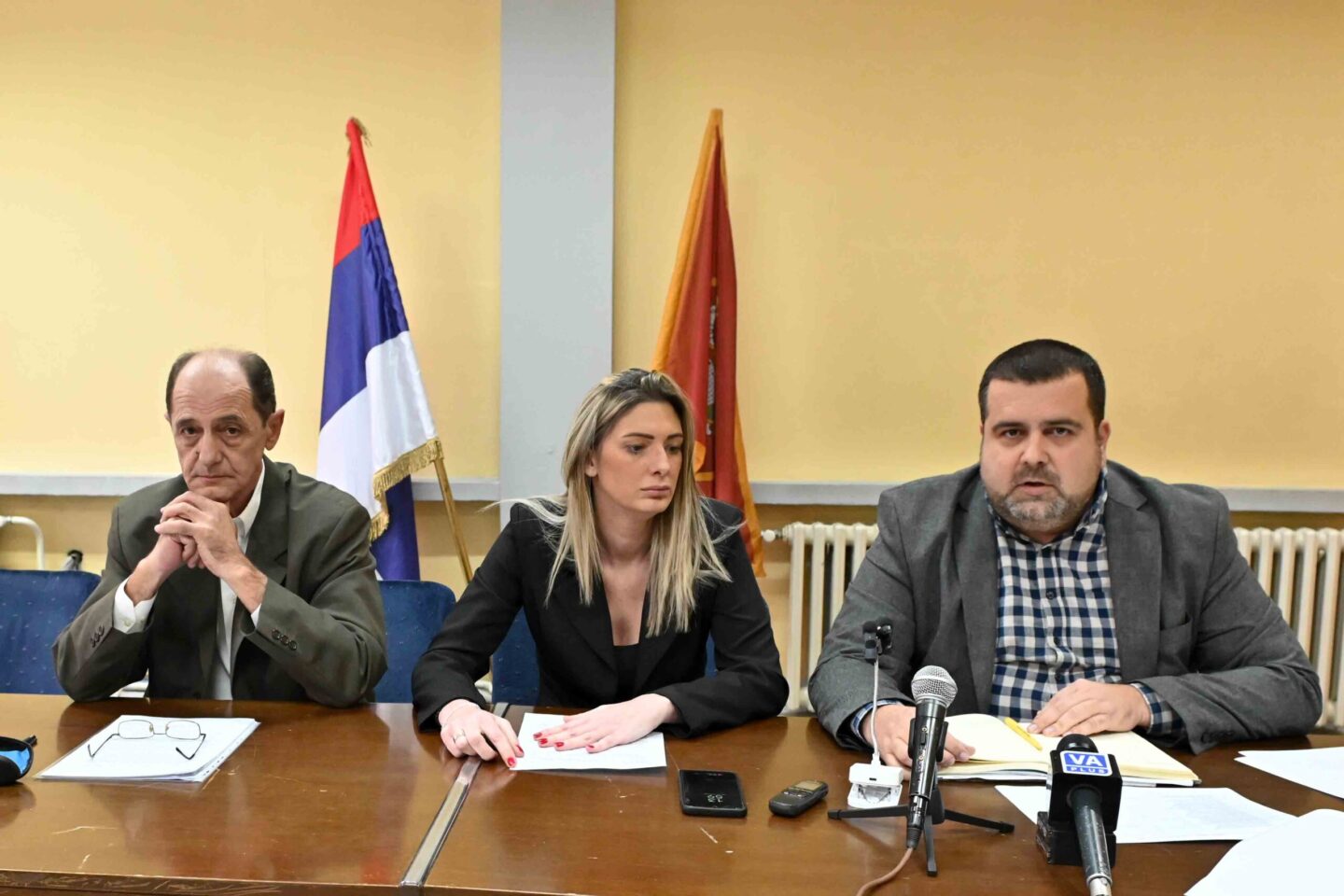 sVAnuće: Gradski ili “budžet za zaštitu partijskih kadrova”?