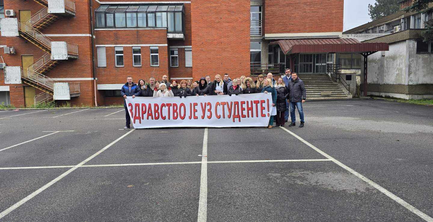 “16 minuta tišine” uz podršku prof. dr Vanji Dugaliću