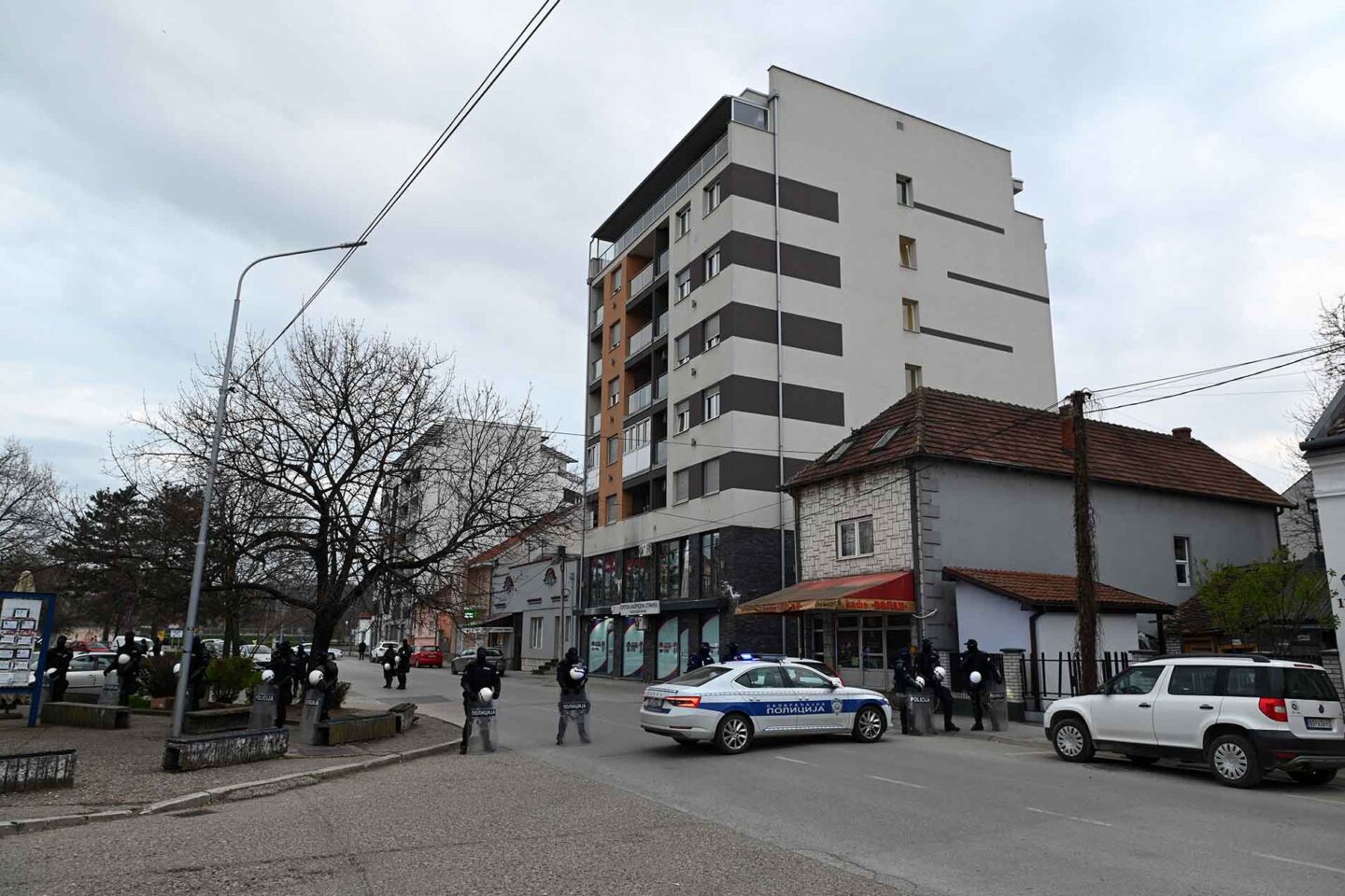 Konferencija za novinare uz pojačane policijske mere